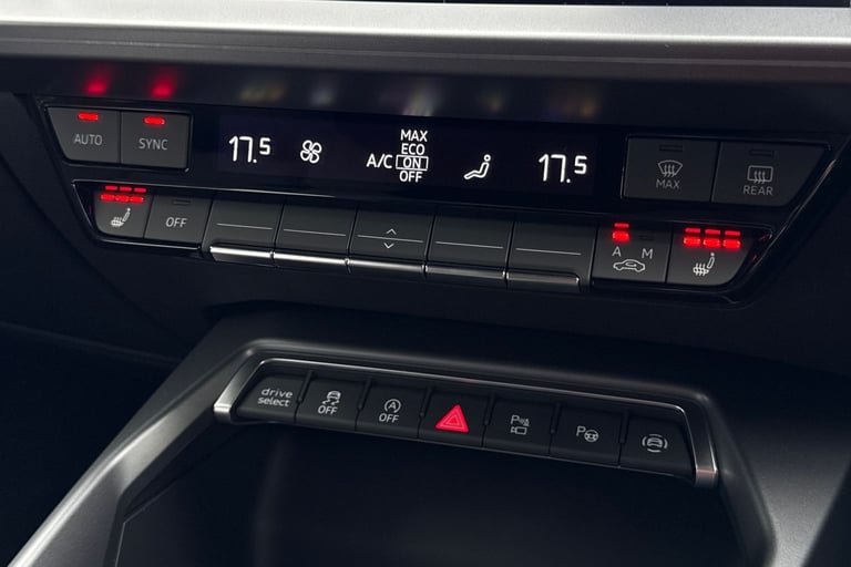 2025 Audi RS3 RS 3 TFSI Quattro Carbon Black 5dr S Tronic HATCHBACK PETROL Automatic