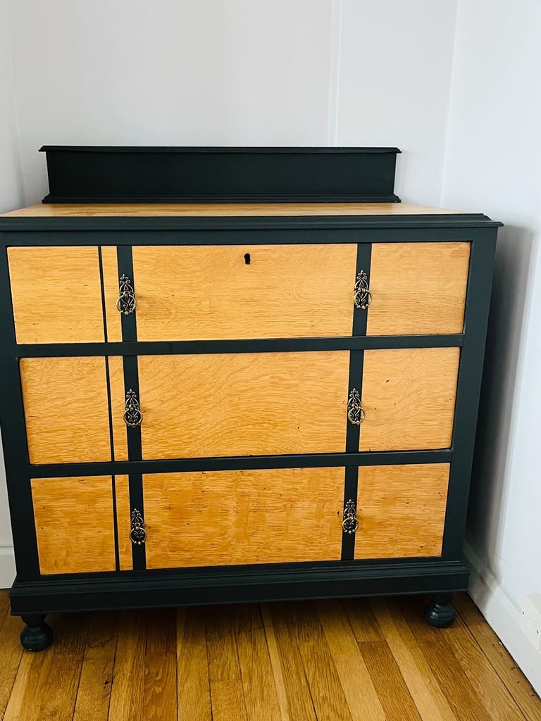 image for Stylish Chest of Drawers