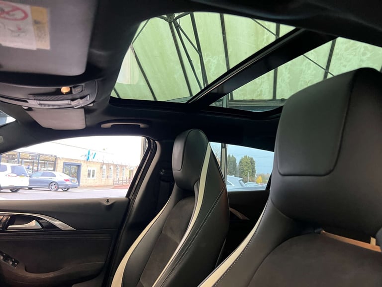 2017 Infiniti Q30 2.0 Q30 Sport AWD Auto 4WD 5dr Hatchback Petrol Automatic