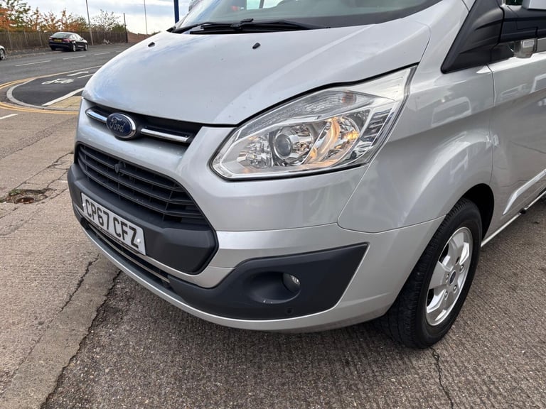 2017 Ford Transit Custom 2.0 TDCi 130ps Low Roof Limited Van PANEL VAN DIESEL Manual