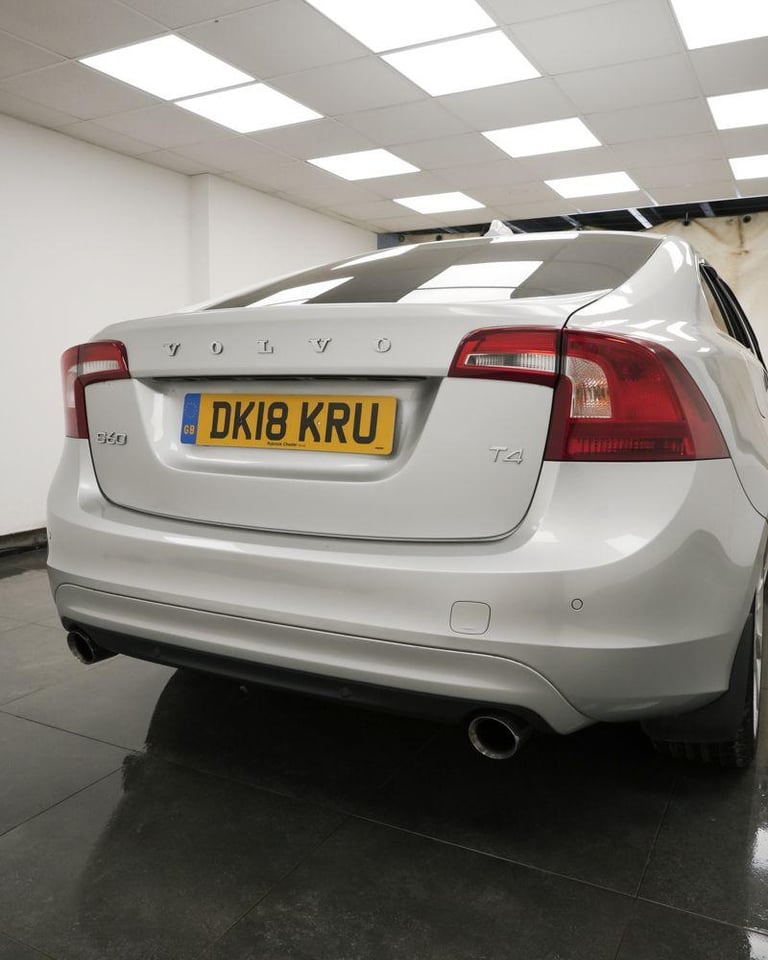 2018 Volvo S60 2.0 T4 SE Nav Euro 6 (s/s) 4dr SALOON Petrol Manual