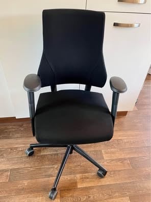 image for Axia 2.1 Ergonomic Office Chair (new) 