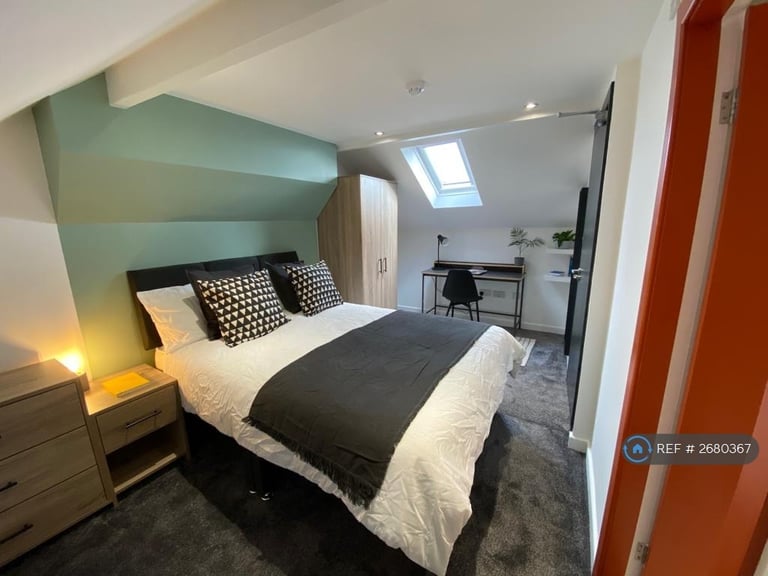 5 bedroom house in Empress Road, Kensington, Liverpool, L7 (5 bed) (#2680367)