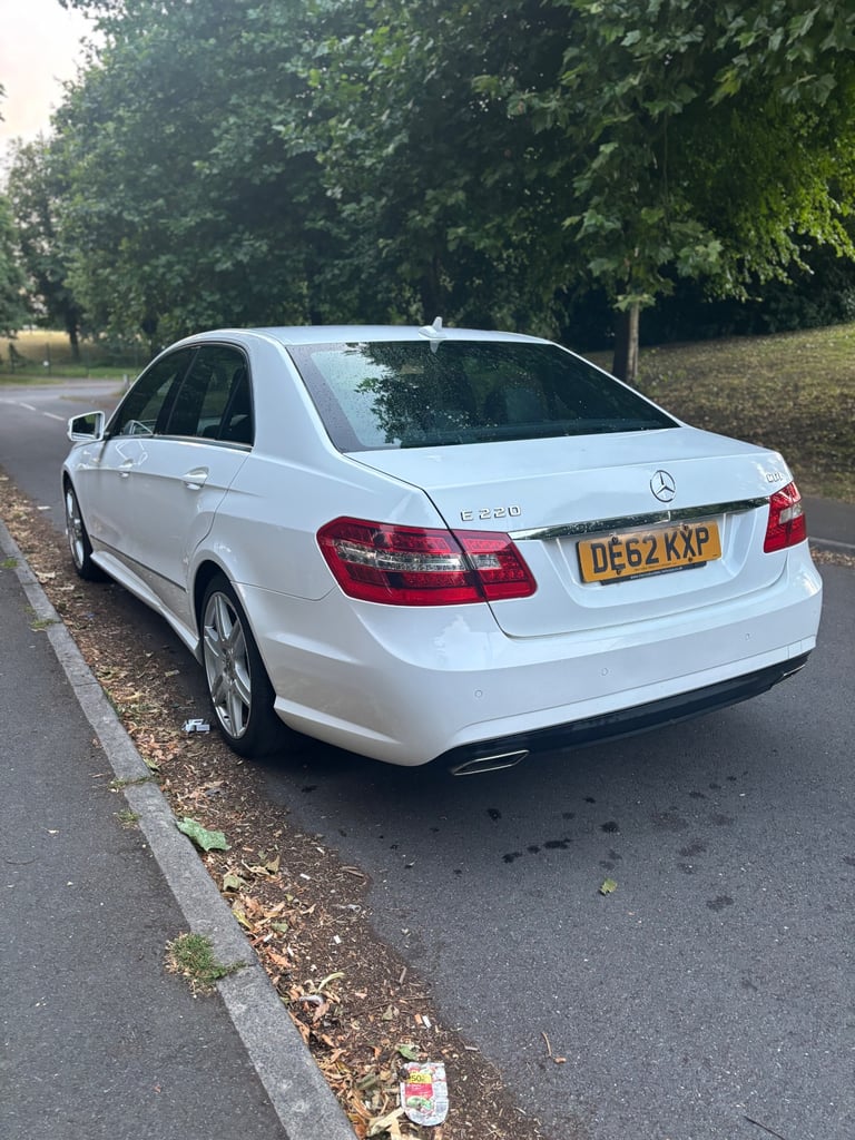 2012 62 Mercedes-Benz E220 Sport CDI,  2.1L Diesel. AUTOMATIC  LONG MOT!