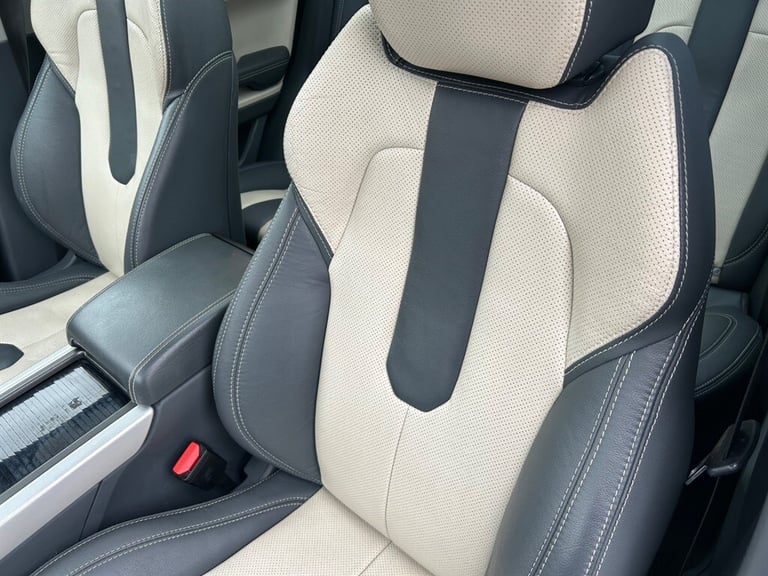 2013 Land Rover Range Rover Evoque SD4 DYNAMIC LUX Estate Diesel Automatic