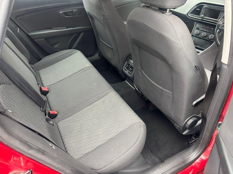 2013 SEAT Leon 1.6 TDI CR SE Euro 5 (s/s) 5dr HATCHBACK Diesel Manual