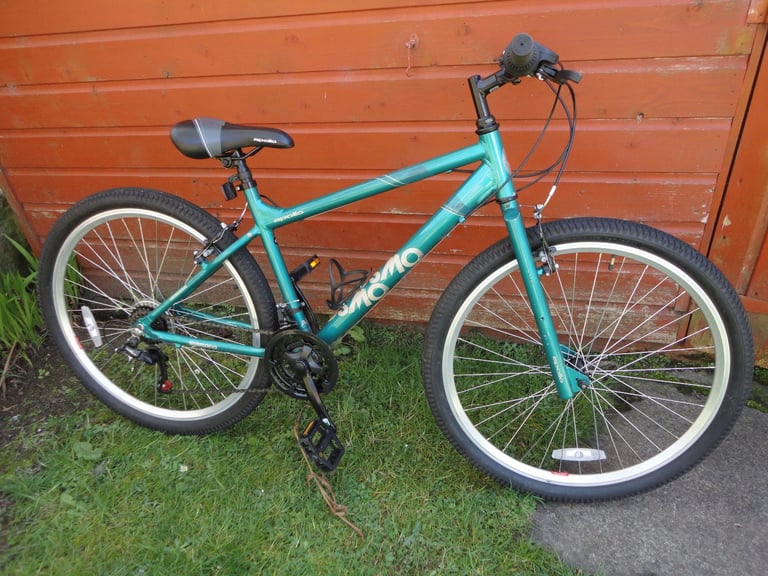 image for Apollo cosmo bike, 17 inch lightweight frame, 27.5 inch wheels, 18 gears, excellent condition