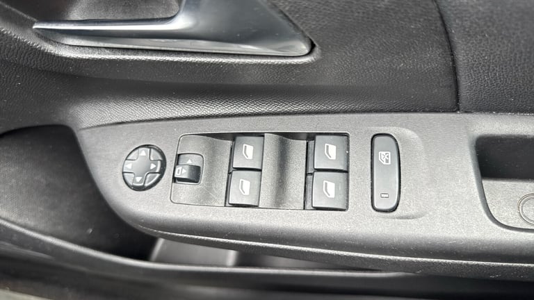 2020 Vauxhall Corsa 1.2 Turbo Ultimate Nav Hatchback 5dr Petrol Auto Euro 6 (s/s) (100 ps) Hatchb...
