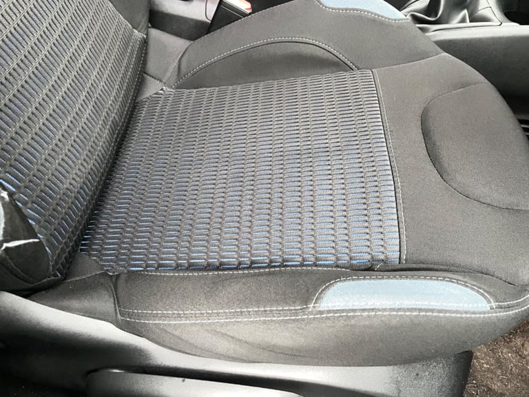 PEUGEOT 208 1.4 HDi Allure DIESEL FULL SERVICE HISTORY 2013