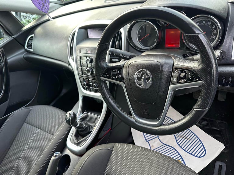 Vauxhall Astra 1.4 SRI! Low Mileage! With Full Service History!
