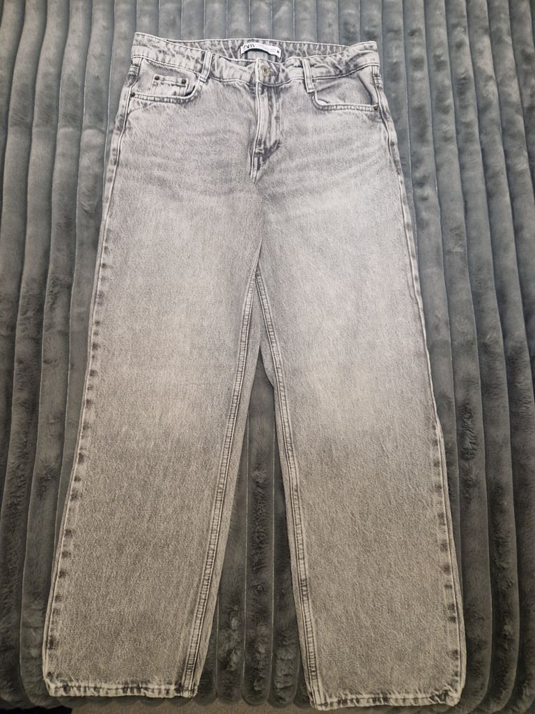 Zara jeans