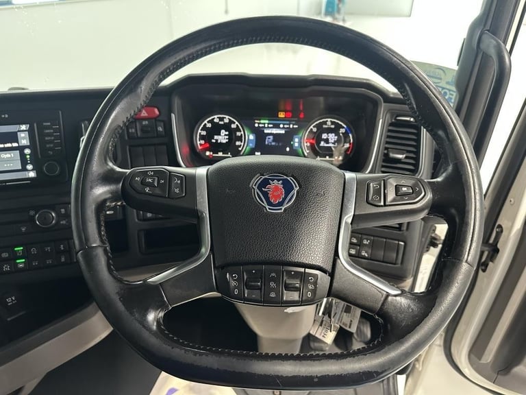 2021 (71) SCANIA 500S 6X2 MIDLIFT