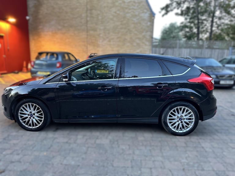 Ford, FOCUS, Hatchback, 2013, Manual, 998 (cc), 5 doors