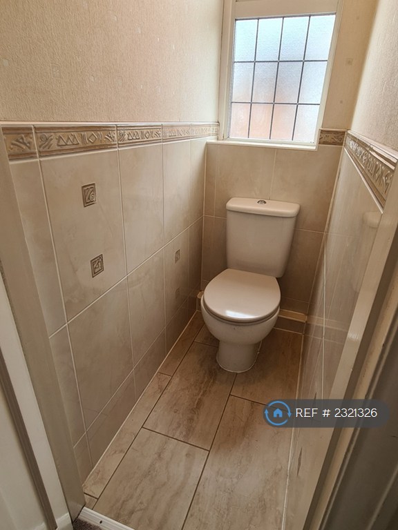 3 bedroom house in Torrington Road, Manchester, M27 (3 bed) (#2321326)