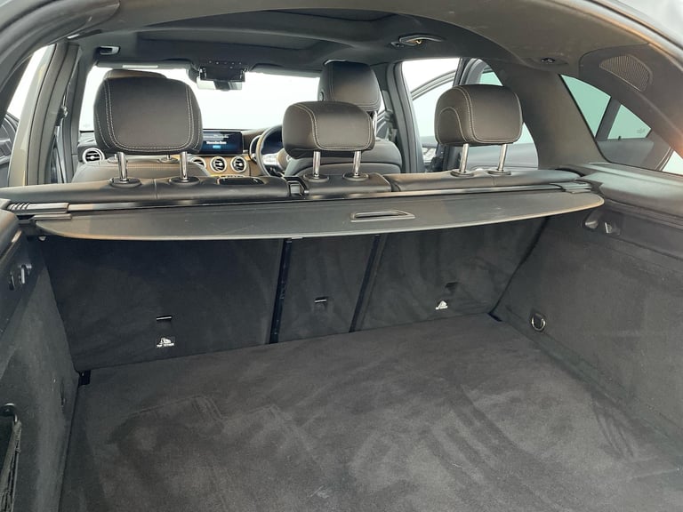 2021 Mercedes-Benz GLC 2.0 GLC300d AMG Line (Premium Plus) SUV 5dr Diesel G-Tronic+ 4MATIC Euro 6...