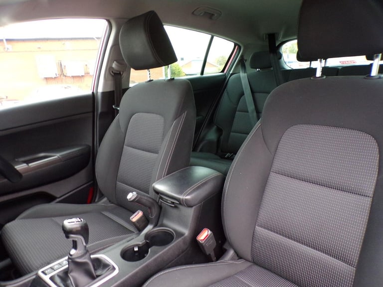 2019 Kia Sportage 1.6 T-GDi 2 SUV 5dr Petrol Manual AWD Euro 6 (s/s) (174 bhp) ESTATE Petrol Manual