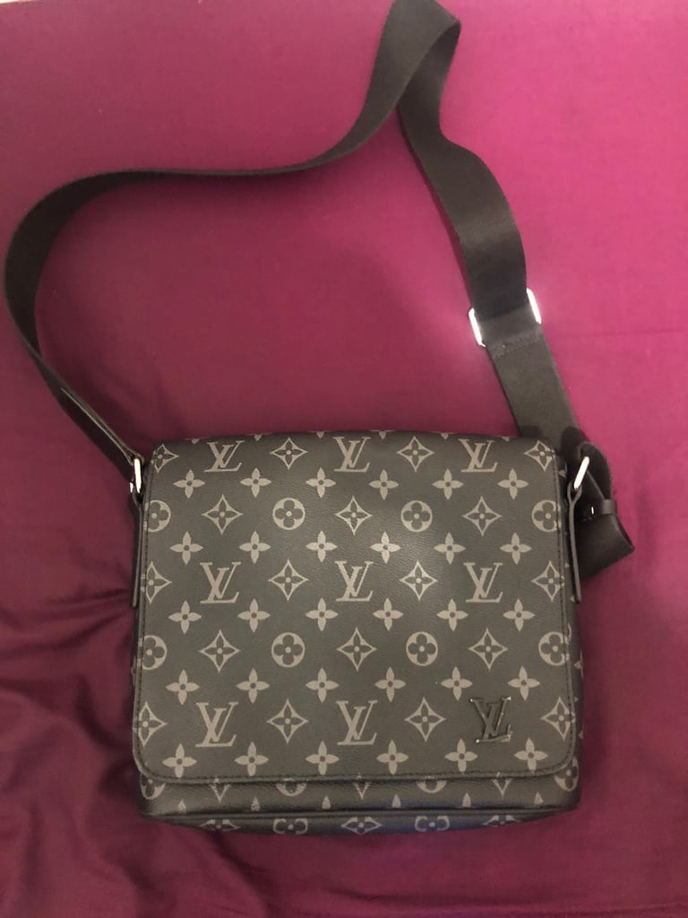 Louis Vuitton Messenger Bag -  UK