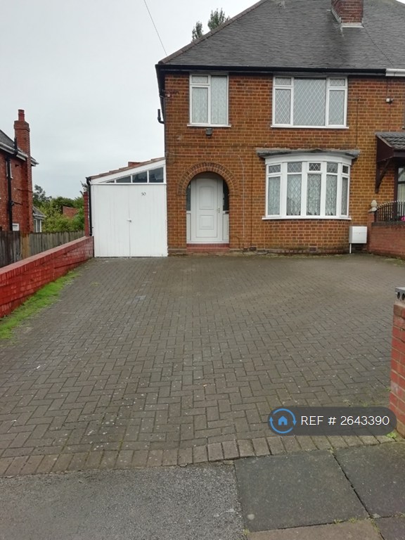 4 bedroom house in Lower City Road, Tividale, Oldbury, B69 (4 bed) (#2643390)