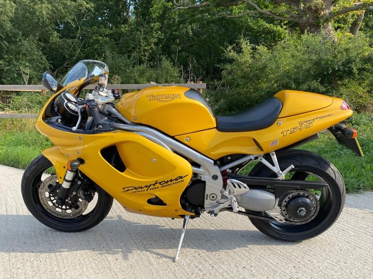 TRIUMPH T595 DAYTONA, 1997, 14,797 MILES, LOVELY CONDITION ++ RESERVED ++