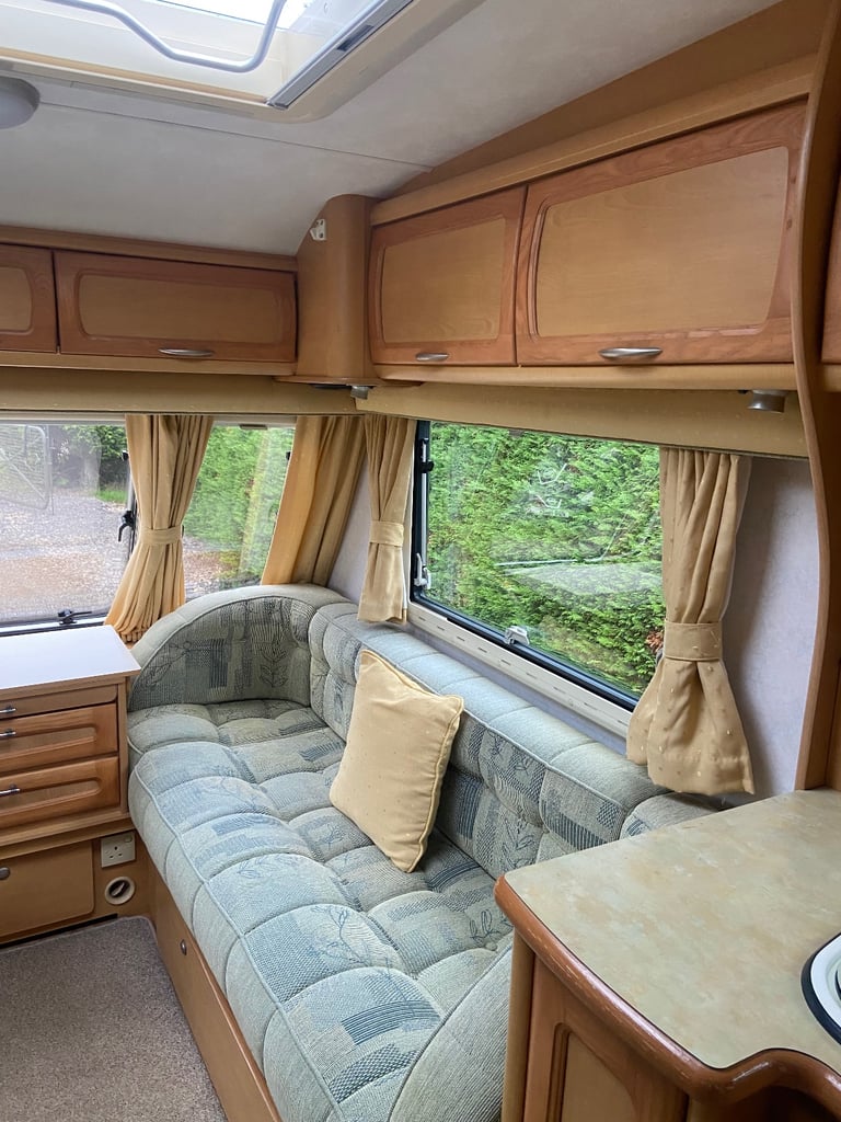 Compass Magnum Classic 2 Berth Caravan 