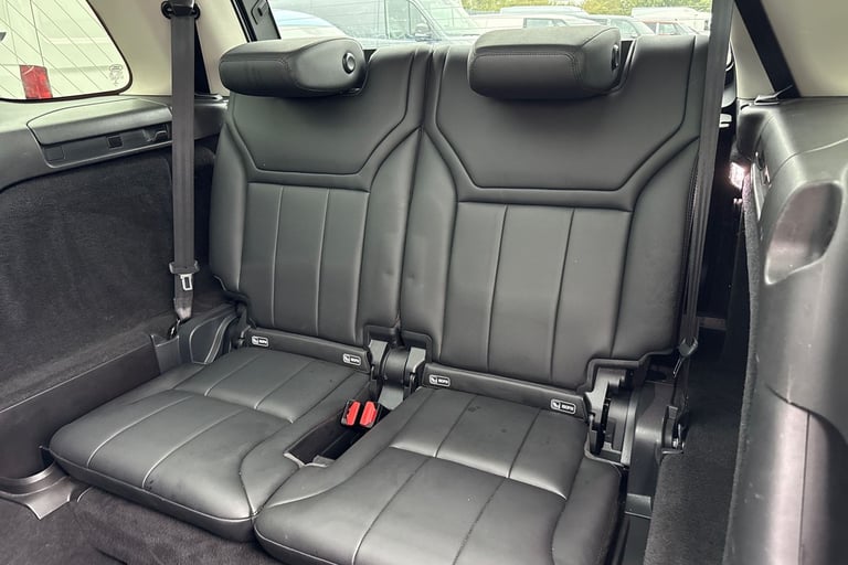 2017 Land Rover Discovery 3.0 TD V6 SE SUV 5dr Diesel Auto 4WD Euro 6 (s/s) (258 ps) SUV DIESEL A...