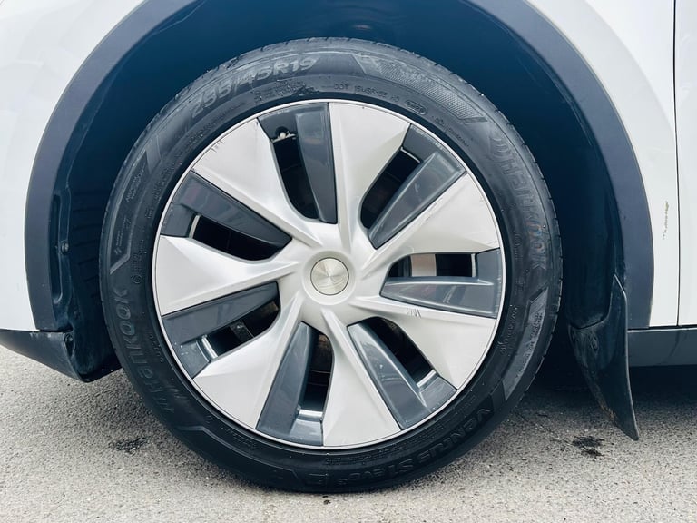 2023 Tesla Model Y Auto RWD 5dr MPV Electric Automatic