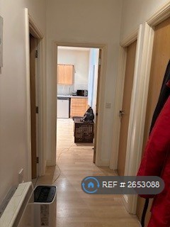 2 bedroom flat in Nightingale House, Nottingham, NG3 (2 bed) (#2653088)