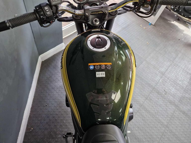 2024 Kawasaki Z900RS