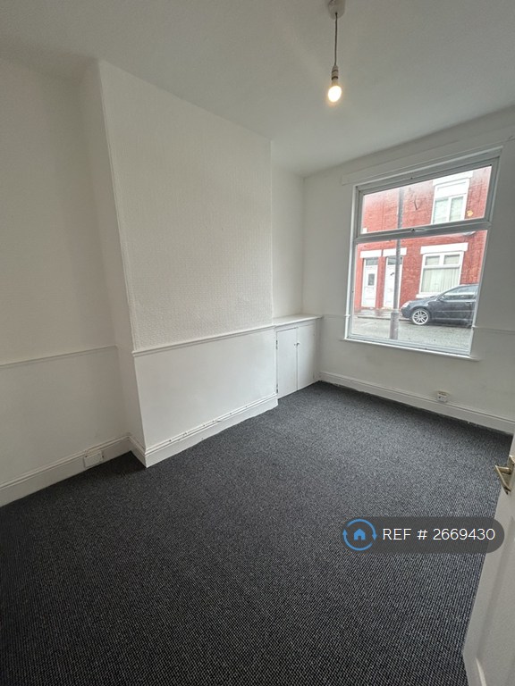 2 bedroom house in Marlfield Street, Manchester, M9 (2 bed) (#2669430)