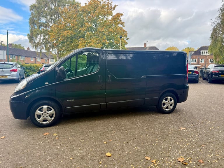 2010 Renault Trafic Sportive Sat Nav Lwb Alloys Black Vauxhall vivaro Sportive