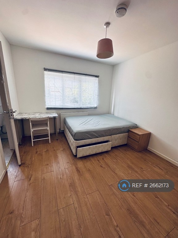 1 bedroom in Wimborne Road., Bournemouth, BH2 (#2662173)