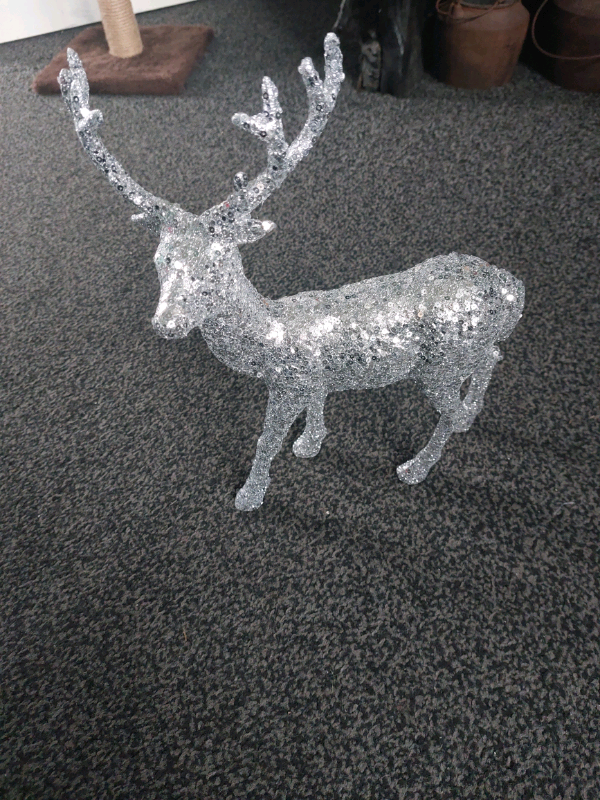 silver deer 