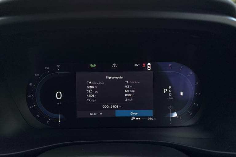 2022 Volvo XC40 2.0 B4 MHEV Ultimate SUV 5dr Petrol Hybrid DCT Auto Euro 6 (s/s) (197 ps) ESTATE ...