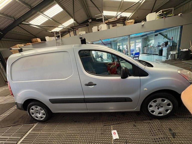 2017 Peugeot Partner Partner Professional L1 Blue HDi Panel Van DIESEL Manual