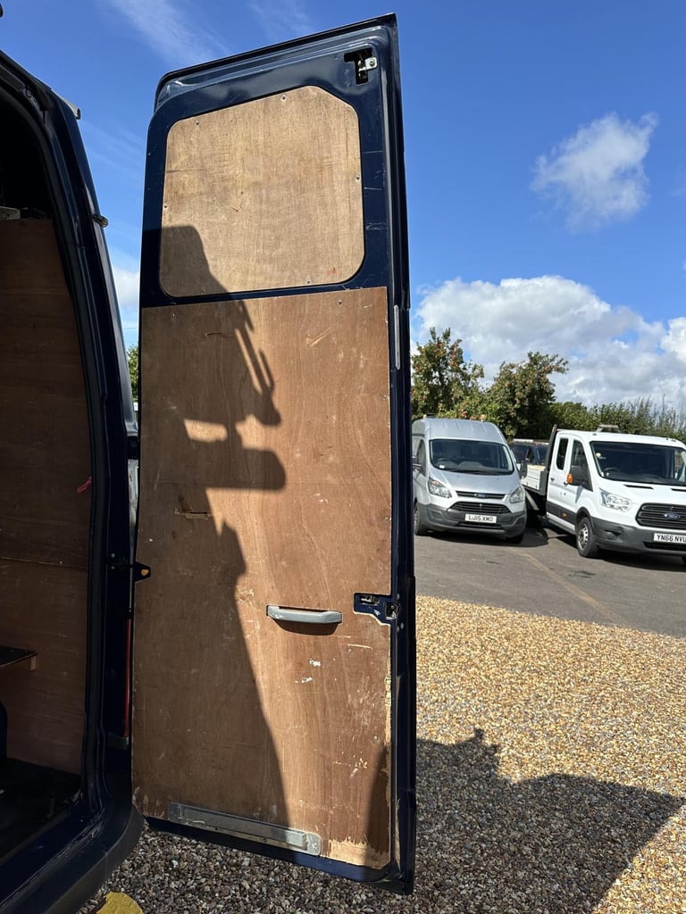 2013 Ford Transit 2.2 TDCi 350 Panel Van 3dr Diesel Manual FWD L2 H3 (209 g/km, 123 bhp) Panel Va...
