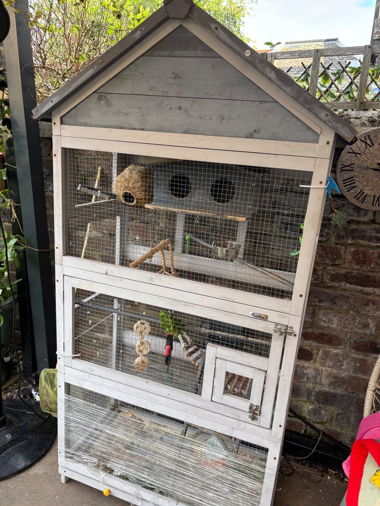 image for Outdoor bird cage 