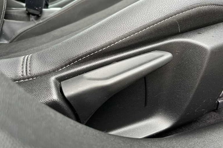 2021 Vauxhall Corsa 50kWh Elite Nav Premium Hatchback 5dr Electric Auto (7.4Kw Charger) (136 ps H...