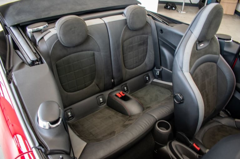 2021 71 MINI CONVERTIBLE 2.0 JOHN COOPER WORKS CONVERTIBLE 2DR PETROL MANUAL EUR