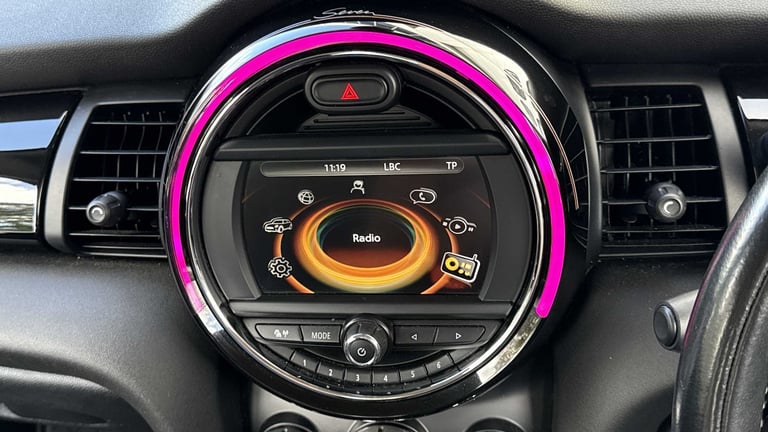 2017 MINI Hatch 1.5 Cooper Seven 3dr Auto Hatchback Petrol Automatic