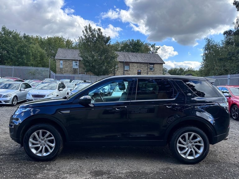 2017 Land Rover Discovery Sport 2.0 TD4 SE Tech 4WD Euro 6 (s/s) 5dr ESTATE Diesel Manual