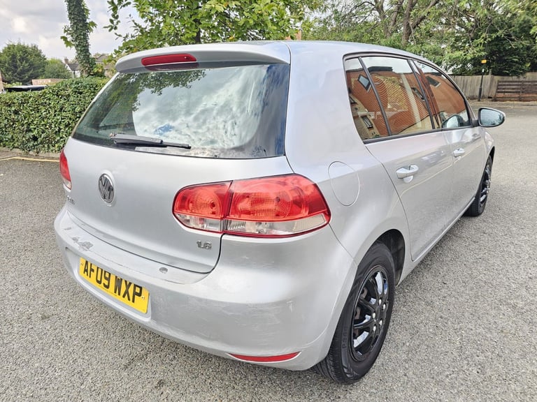 2009 Volkswagen Golf 1.6 PETROL ULEZ FREE - Image 4