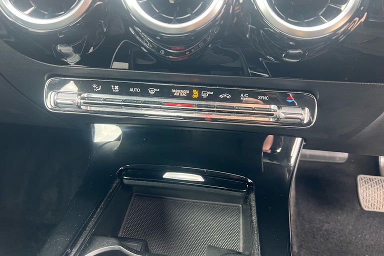 2019 Mercedes-Benz A-Class A180d Sport Executive 4dr Auto Saloon DIESEL Automatic