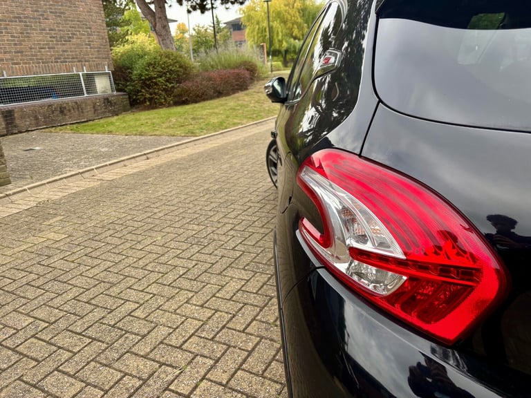 2016 Peugeot 208 1.6 THP GTi 3dr HATCHBACK Petrol Manual