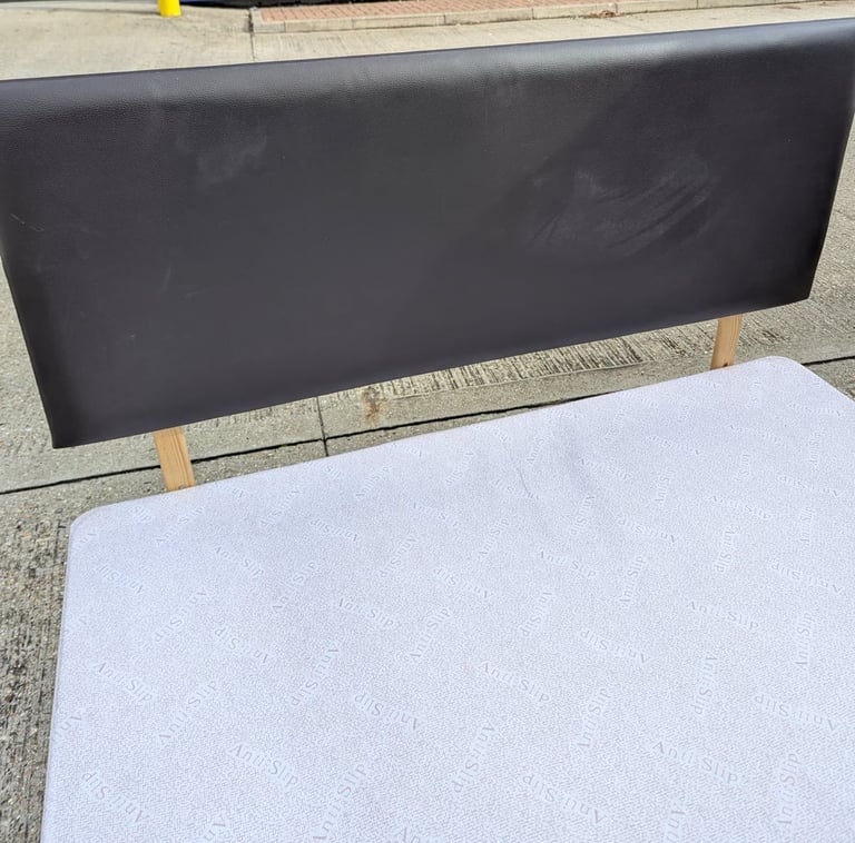 Bed double bed Divan Bed FREE Delivery