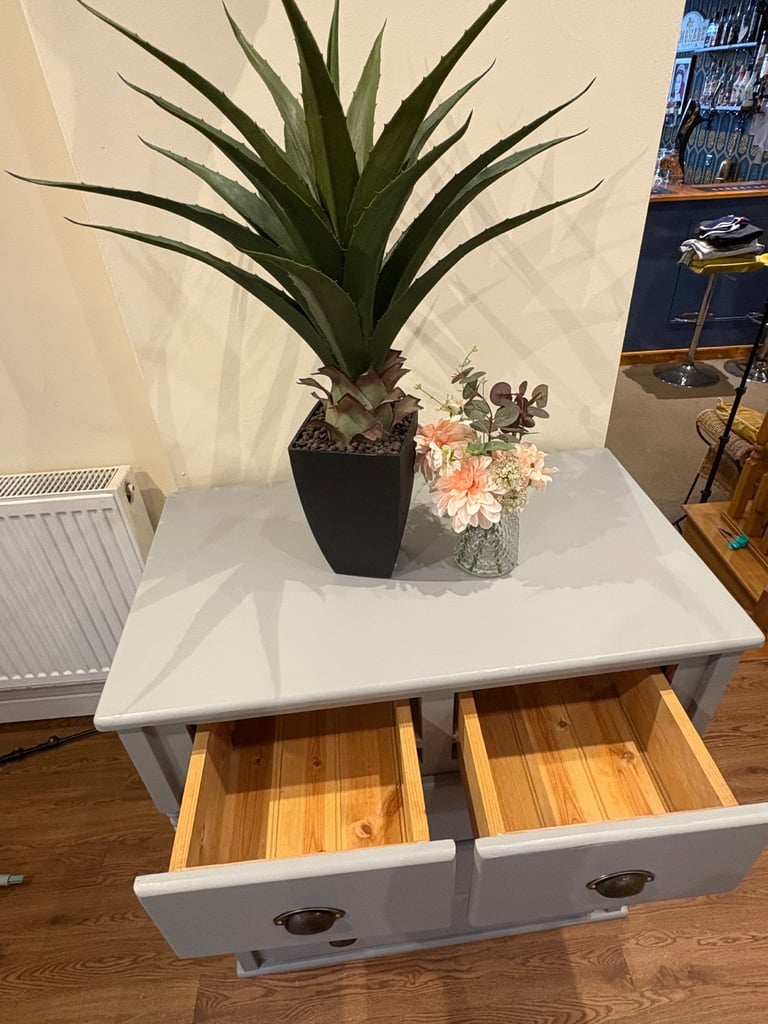 Lovely chest of drawers upcycled and finished in queens colour (light grey) 