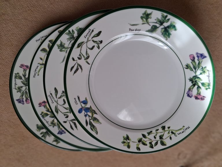 Outdoor/picnic crockery set