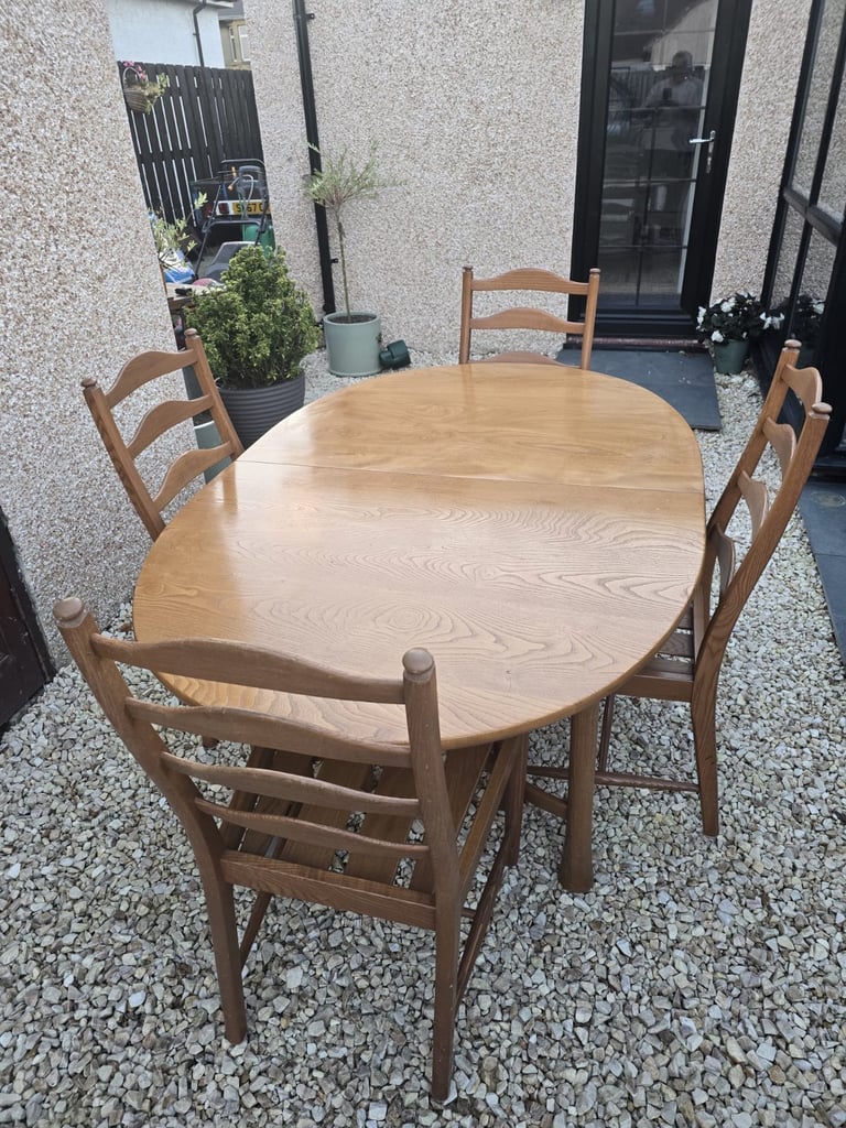 Ercol Extending Dining Table & 4 Ercol Dining Chairs