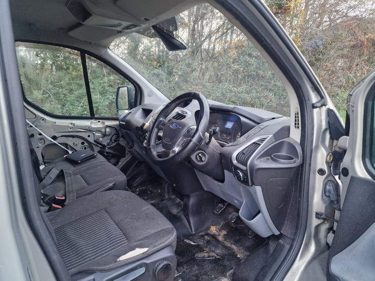 2013 Ford Transit Custom Gold LWB  Drives Perfect  8m MOT  Spares Repairs