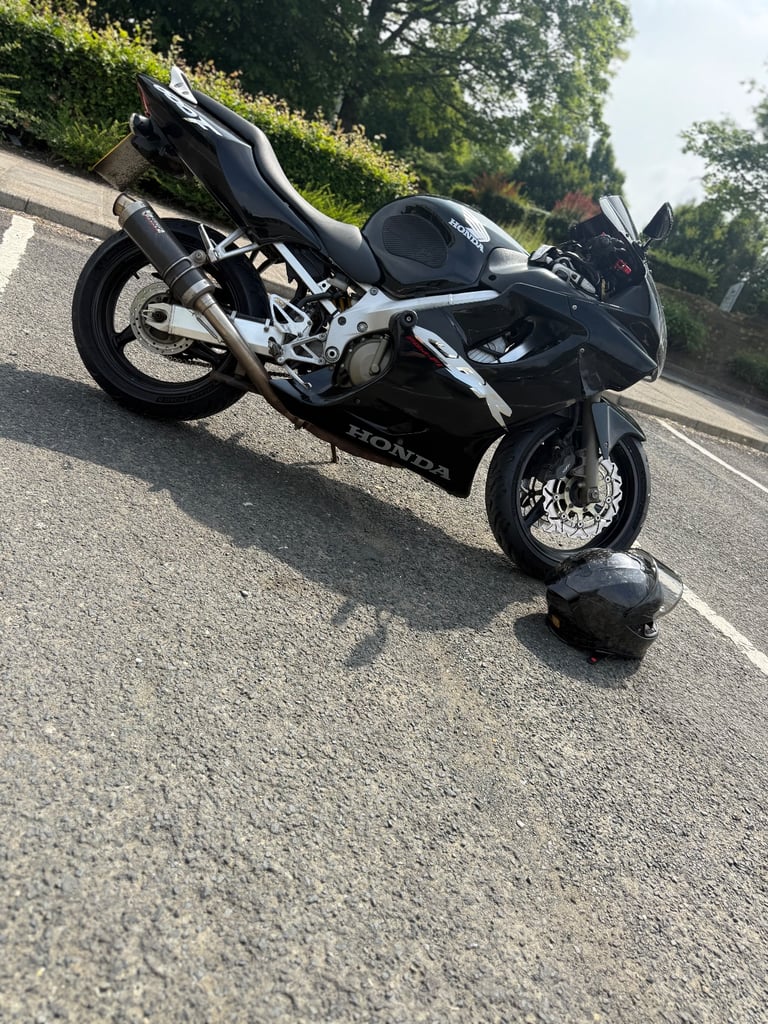 Honda, CBR, 2005, 599 (cc)