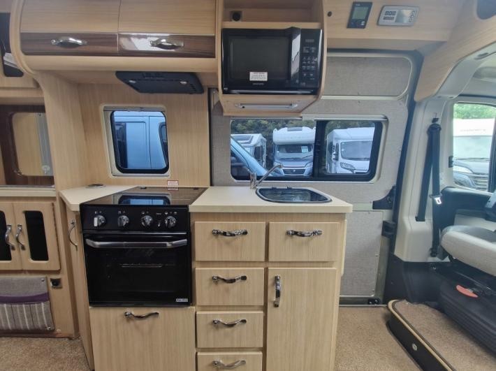 2017 Auto-Sleepers  Kingham Used Motorhome